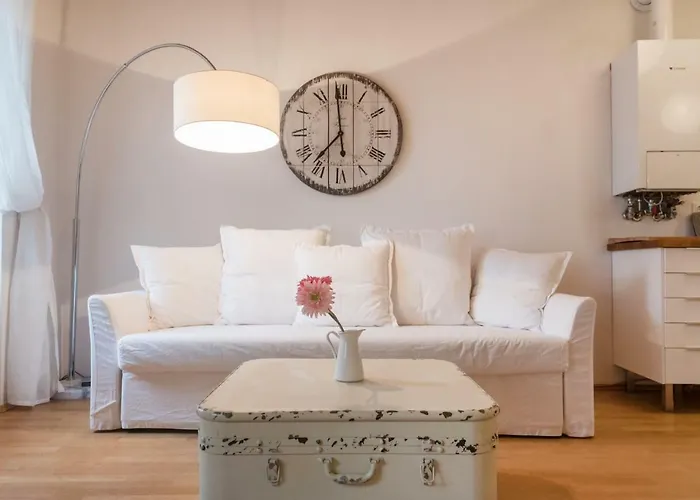 Sunny Apartment