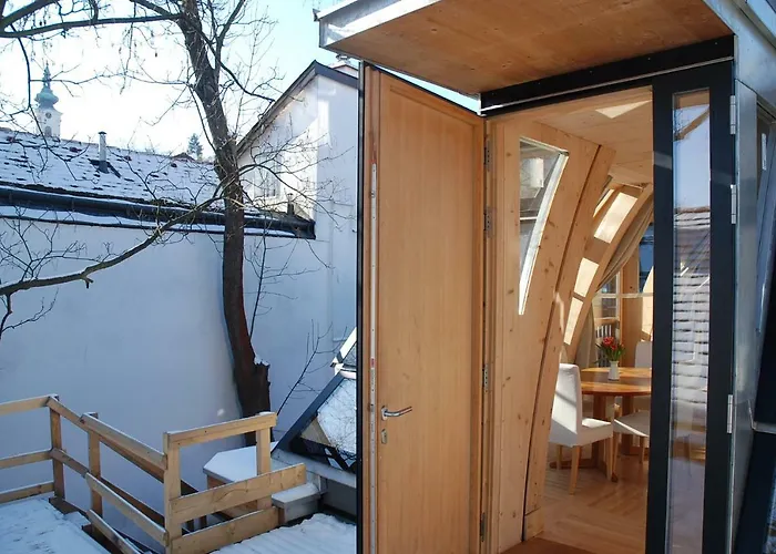 Sunny Apartment *